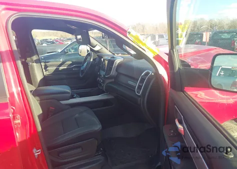 2021 Ram 1500 Big Horn 4X4 5'7 Box из США, поврежденный, VIN 1C6SRFFT4MN829981